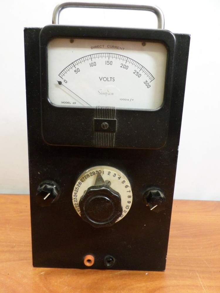 Vintage Simpson Model 29 Direct Current Volt Meter