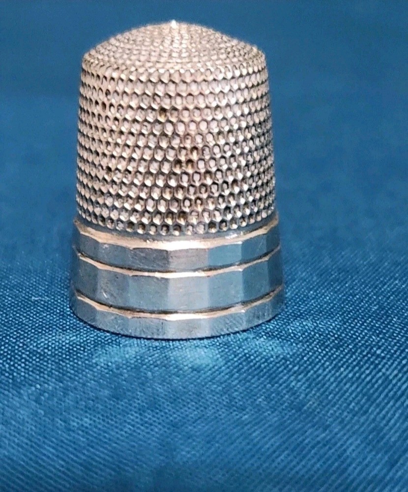 Antique Simons Bros Co Sterling Silver Thimble (Size 10)