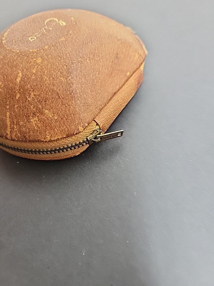 erteco leatger zipper pouch for lenses