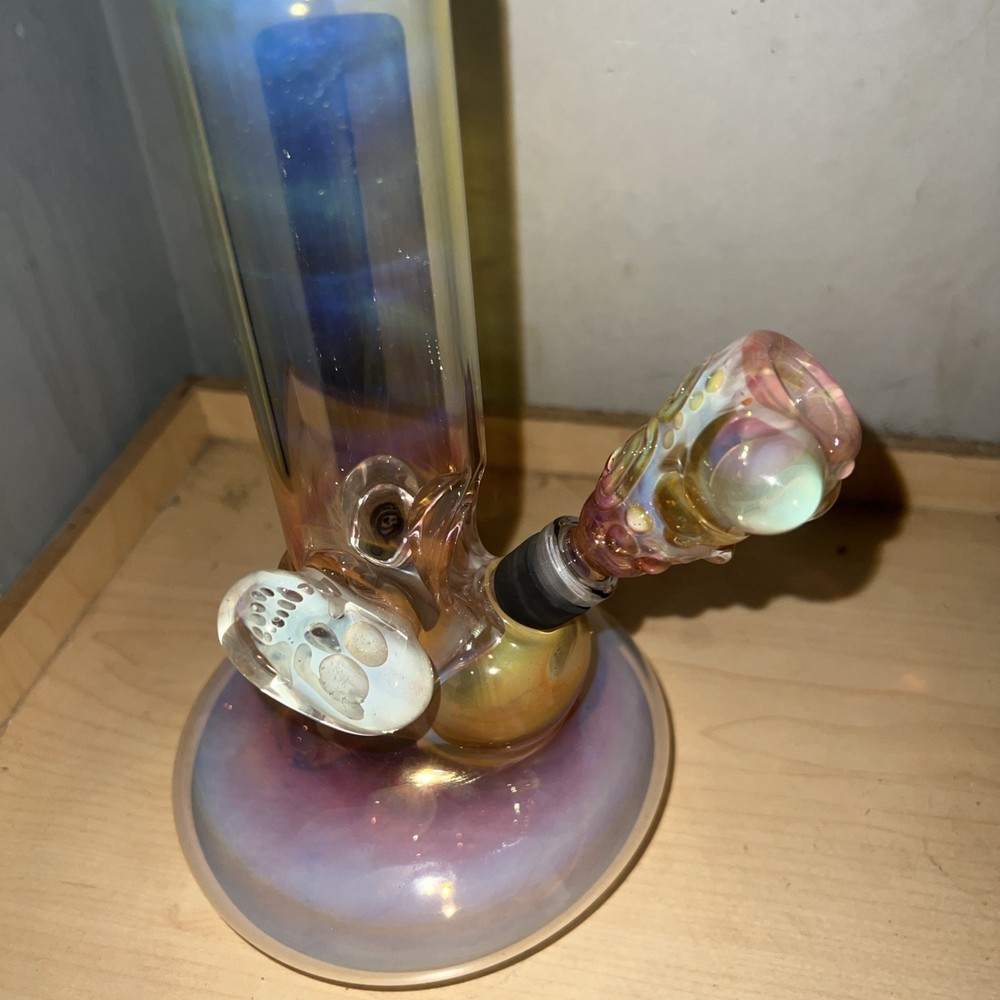 Travis Wigger Snodgrass Apprentice Bong UV reactive FTP
