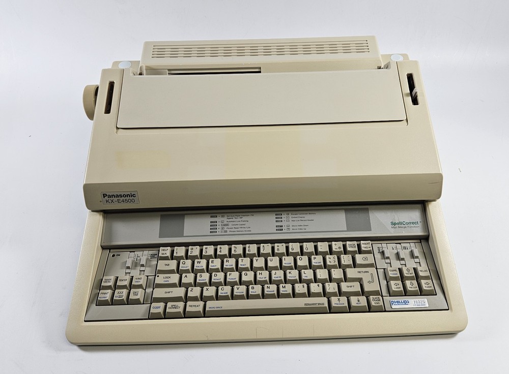 Panasonic KX-E4500 Electronic Typewriter SpellCorrect - Works, Floppy Untested