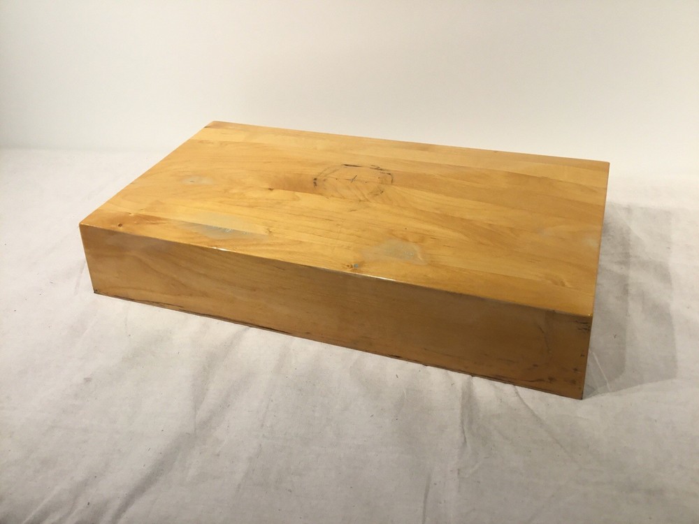 Wooden utility sink mold