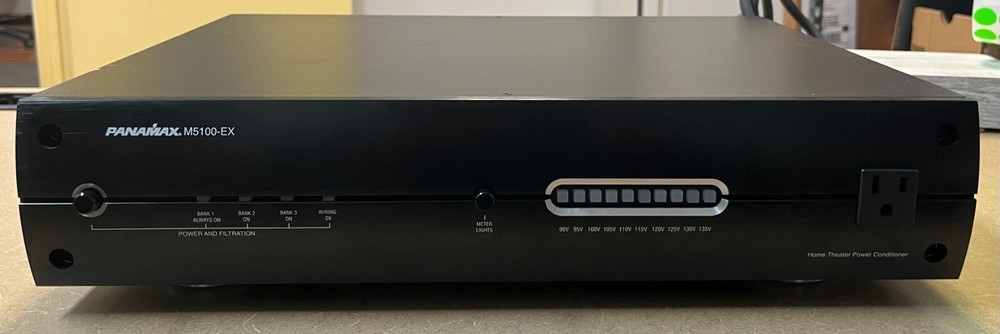 Panamax M5100-EX Surge Protector 11-Outlets Power Conditioner (MPP019820)
