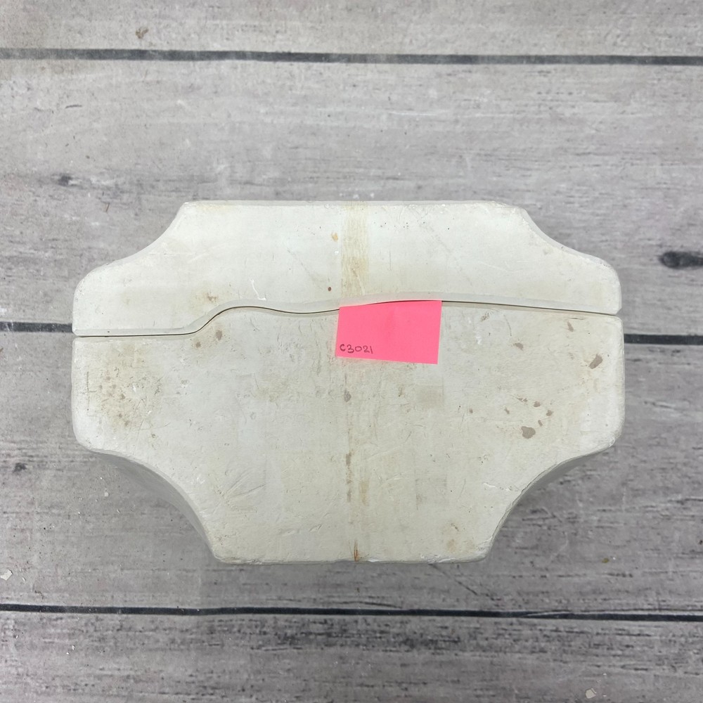 Holland Ceramic Slip Casting Mold Bunny Boo #H-708
