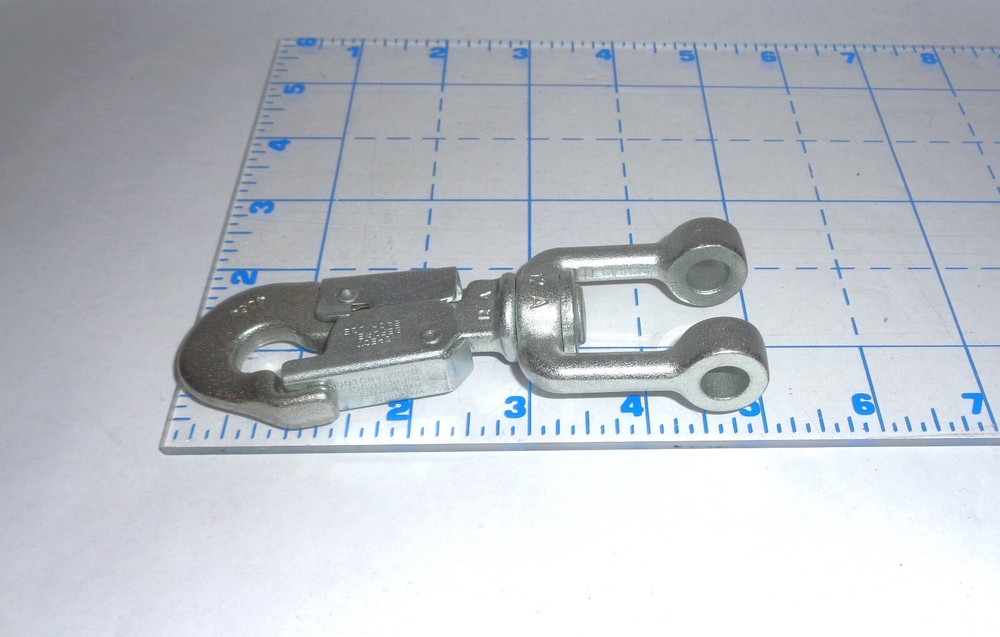 Double-Action Lock Trigger Snap Hook Jaw Swivel Shackle Lift Rigging Connector