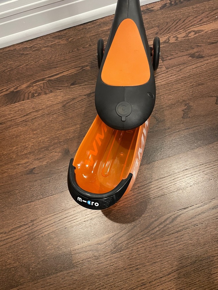 BMW Kids Scooter - m-cro