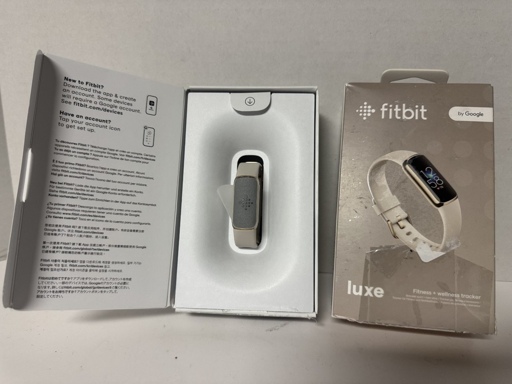 Fitbit Luxe Activity Tracker - Lunar White/Soft Gold Stainless Steel *OPEN BOX*
