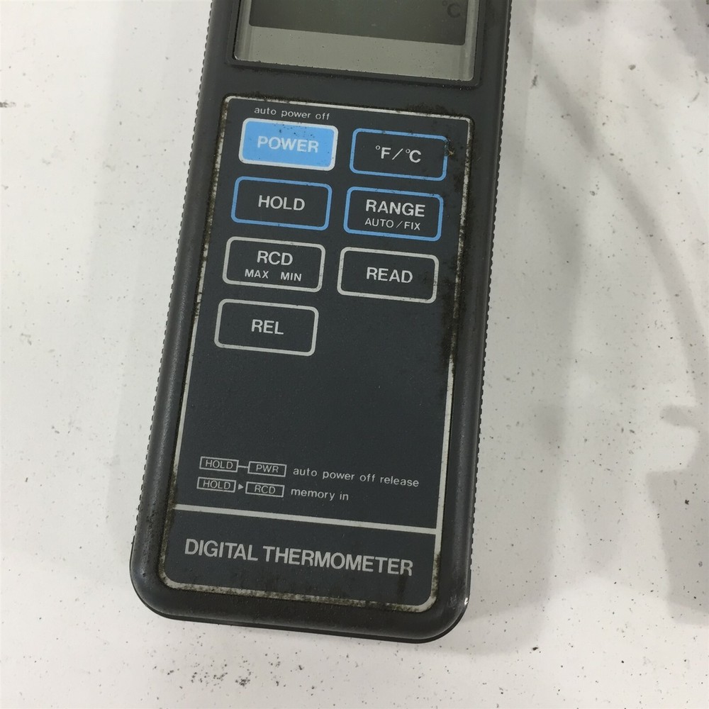 Omega HH81 Digital Thermometer