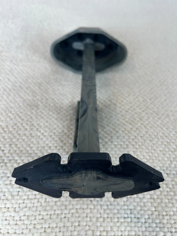 6 Arrow Plastic Detachable Quiver