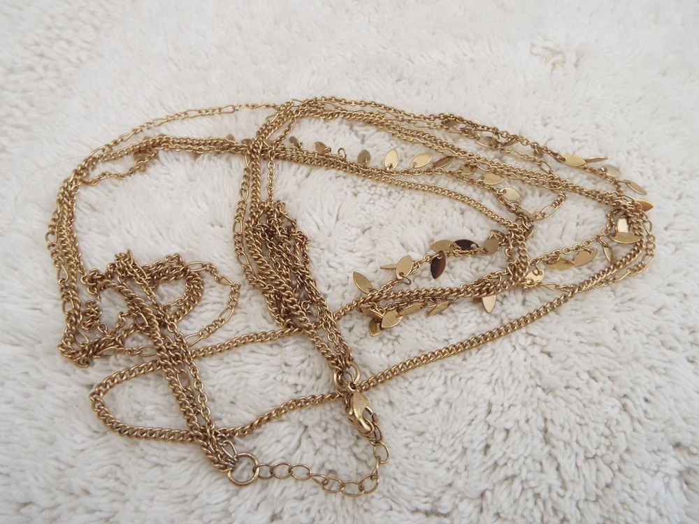 Goldtone Chain Necklace (J54)