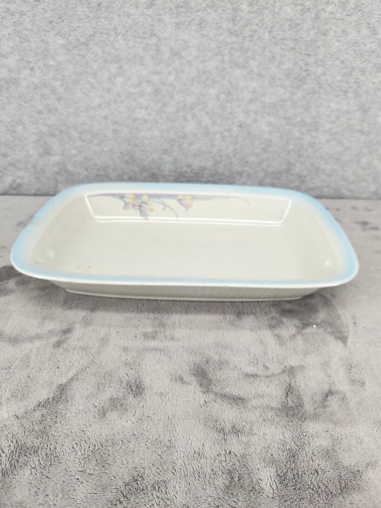 NORITAKE STONEWARE RECTANGULAR ROASTER RAINBOW END 14” X 9” Has Chip