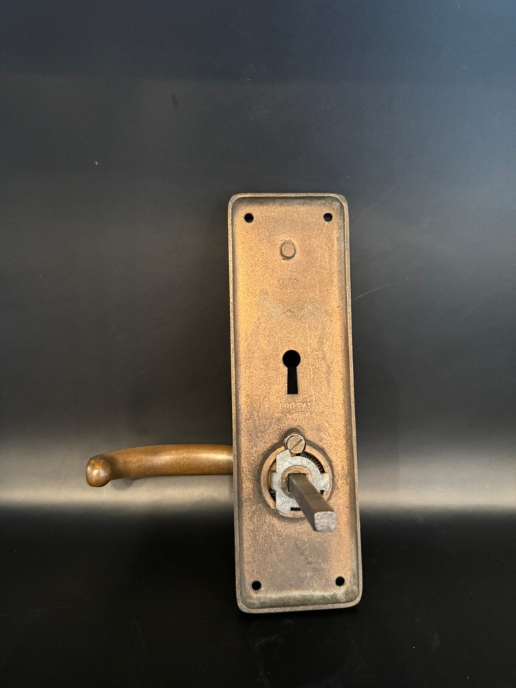 VINTAGE BRASS YALE DOOR HANDLES