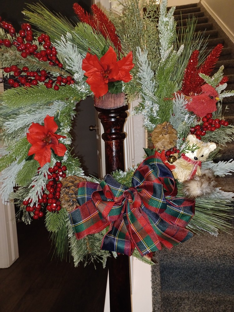 Rustic Cardinal's Christmas Wreath - 18"