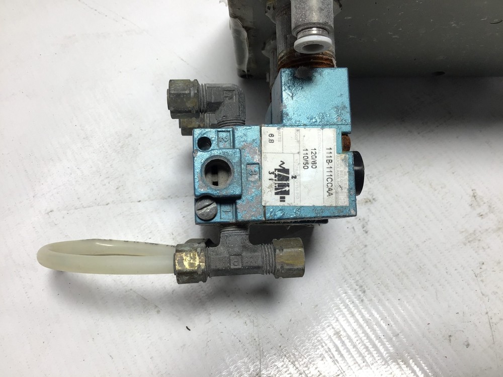 MAC General Purpose Valve 111B-111CCAA 150PSI 6.8Watts