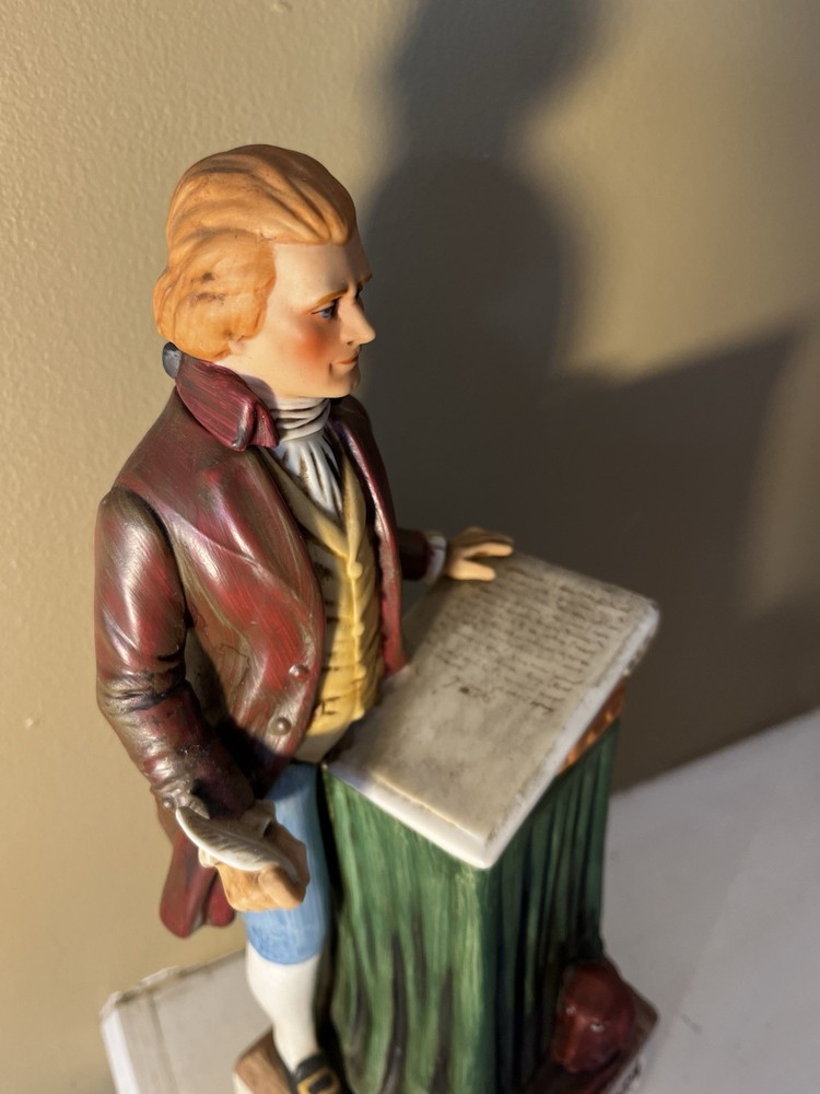 Thomas Jefferson Decanter Empty McCormick Distillery American Porcelain