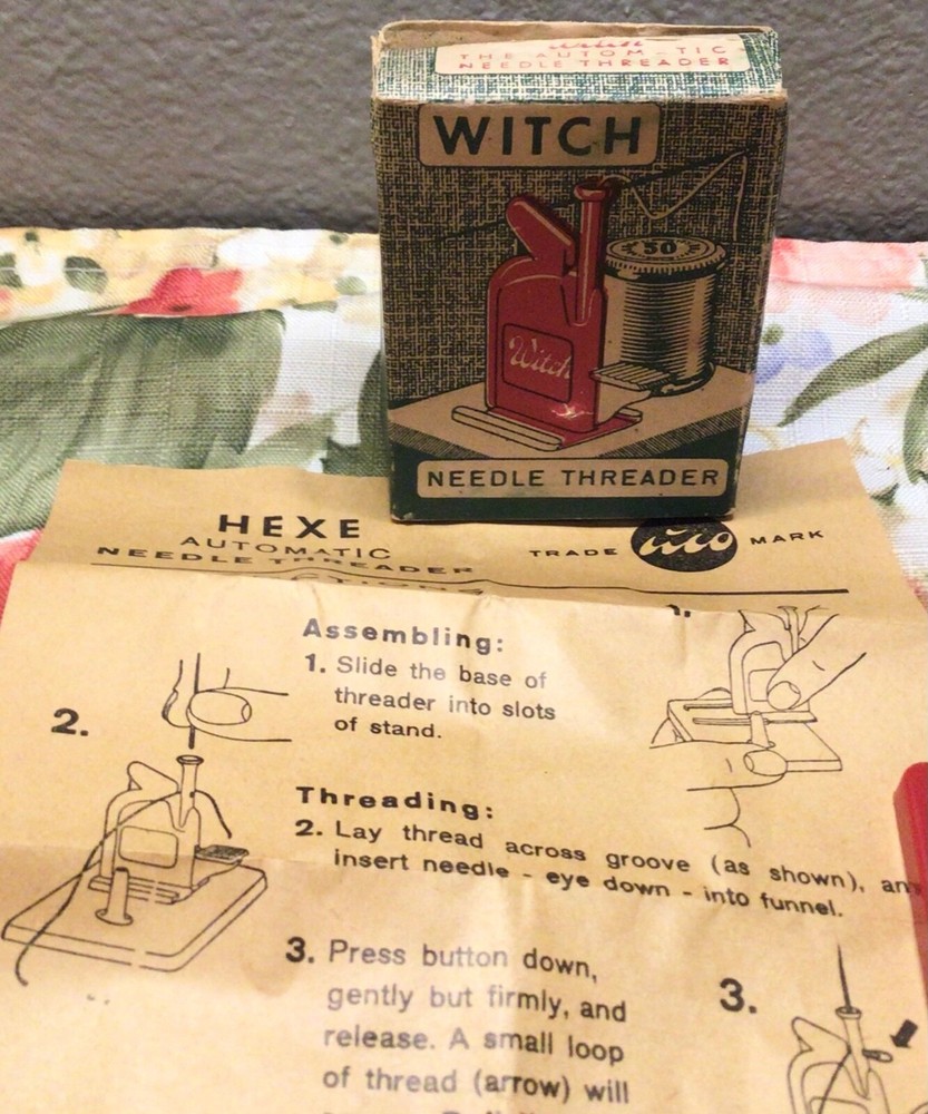 Vintage HEXE Red Plastic Automatic Needle Threader Germany in Original Box