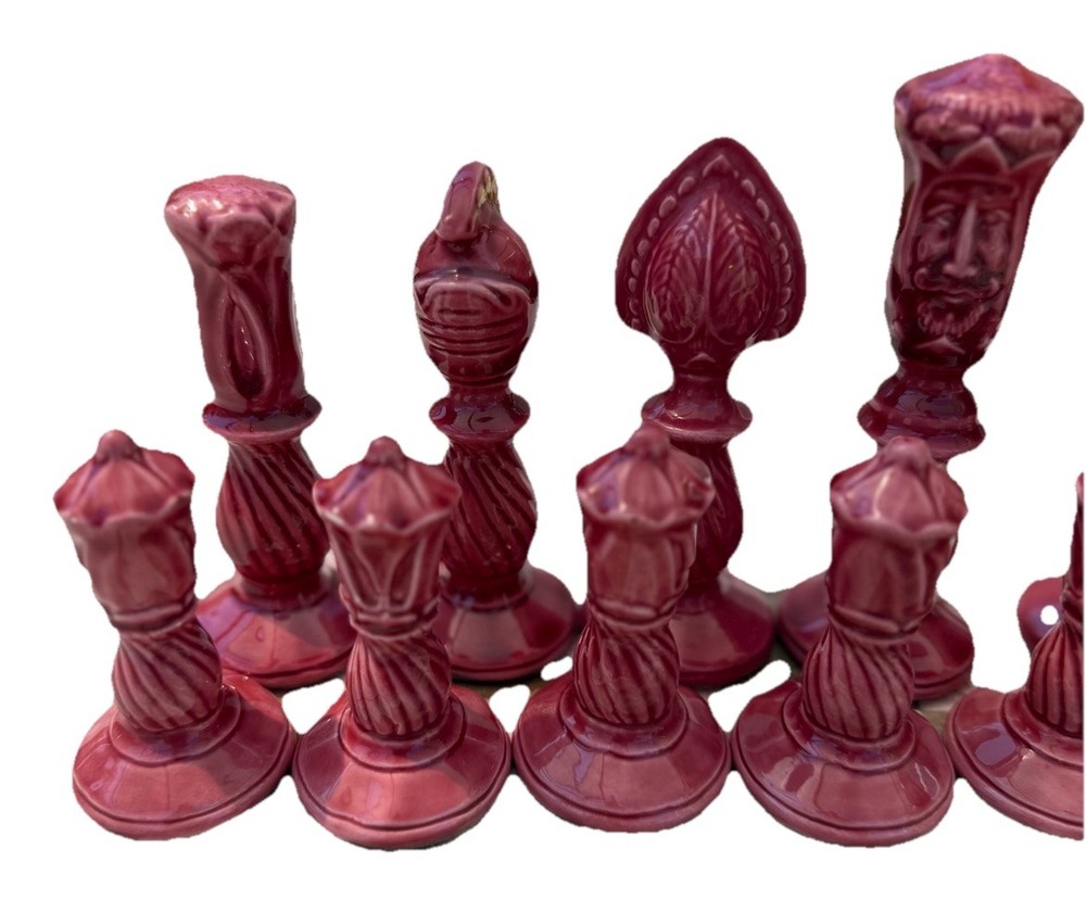 15 Piece Glossy Ceramic Chess Set Rose Colored SEE