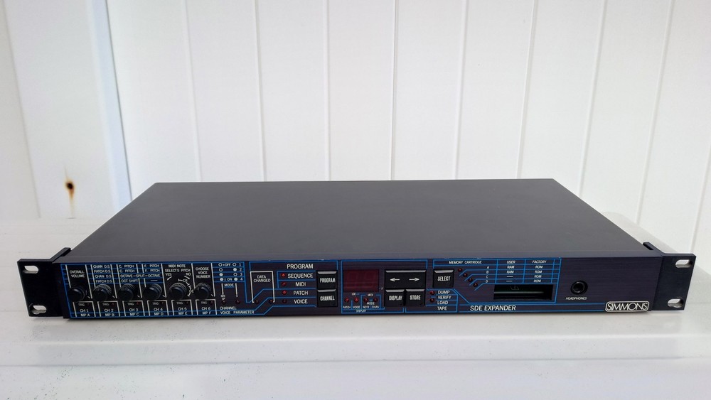Simmons SDE Digital Drum Module with MIDI Functionality Mint Condition