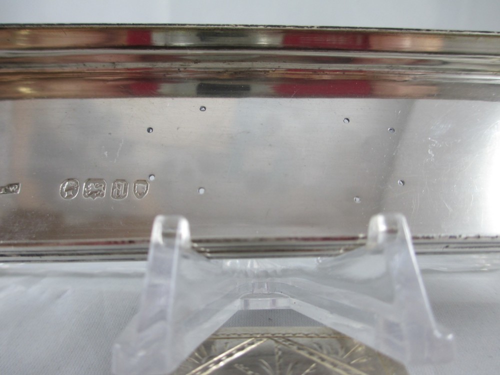 GORGEOUS VICTORIAN, CUT GLASS & SOLID SILVER LIDDED TRINKET BOX, LONDON 1856