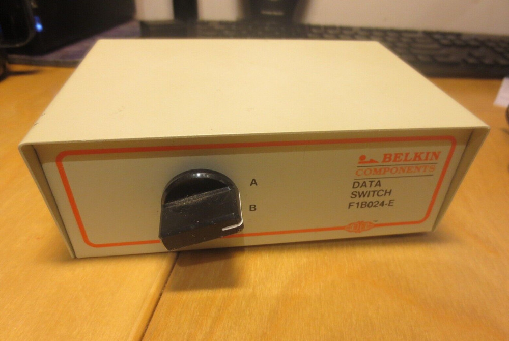 Belkin Data Switch F1B024-E  2-Port Data Switch DB25