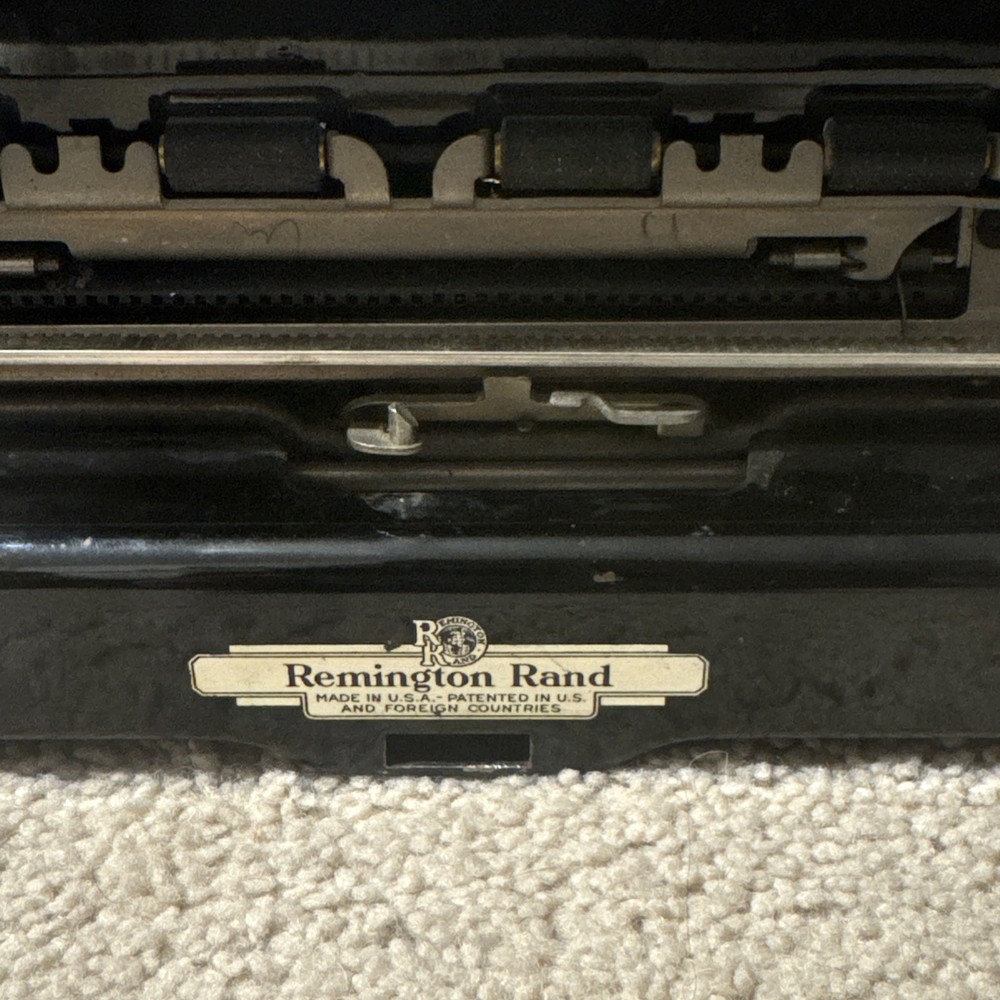 1938 REMINGTON RAND 5 Model 5 Portable Typewriter