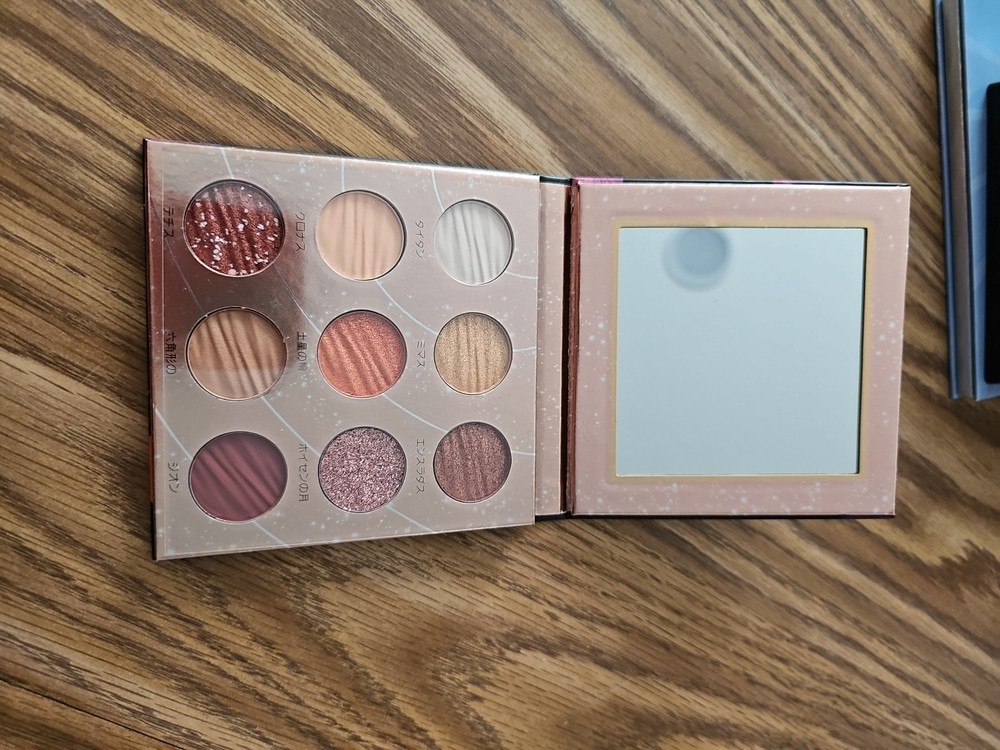 OFJ ONE BOX FOR PERFECT MAKEUP