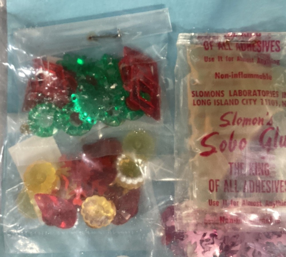 Vintage Merri Mac Sequined Snowflake Pac NOS Craft Kit Read