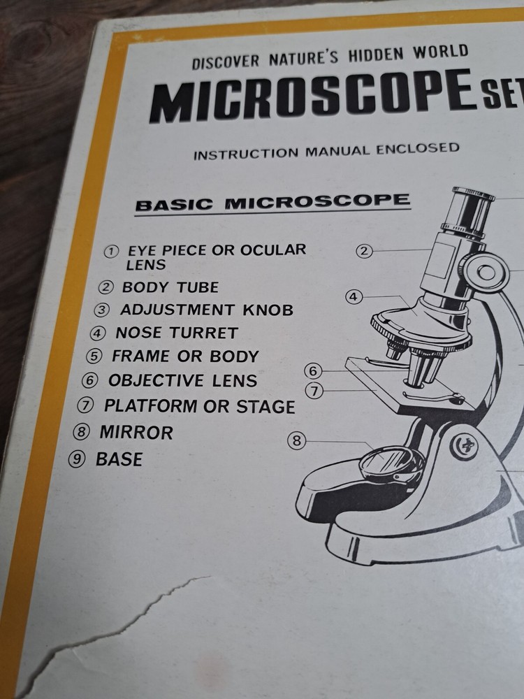VINTAGE Creative Science 300 POWER MICROSCOPE LAB w/ Slides Original Box