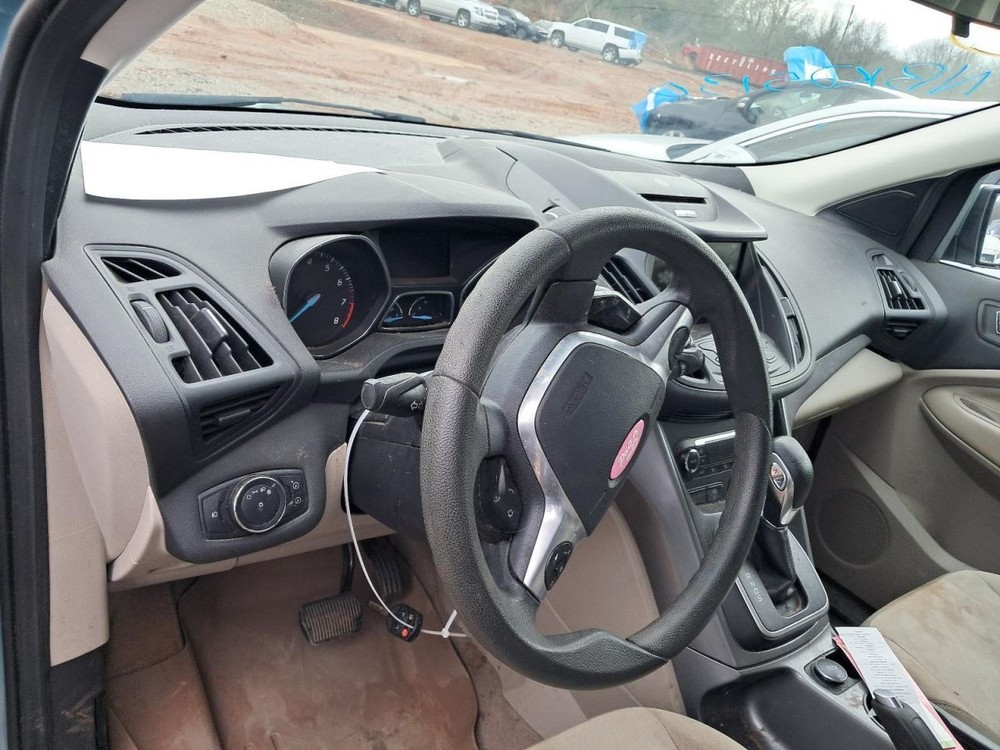 ESCAPE 2013 Glove Box 4885473