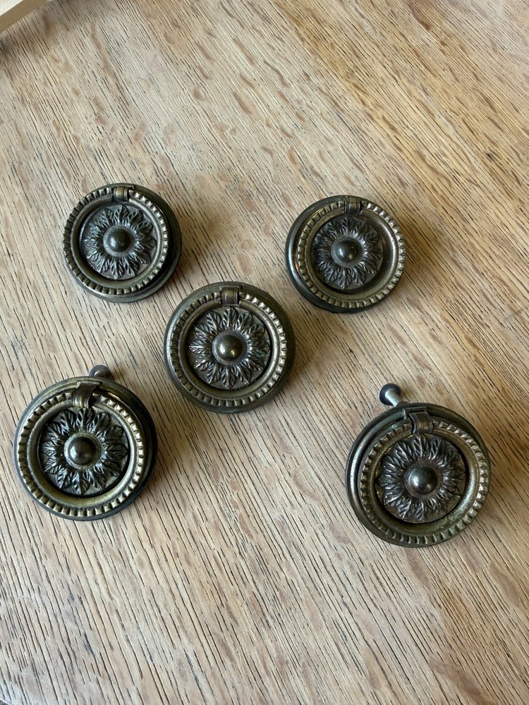 Vintage Rosette Bail Drawer Pull Round Backplate Dresser Handle A5918DC.