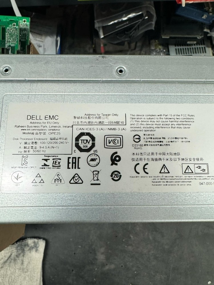 DELL EMC OPE25 Unity 400 25x SFF Storage FLASH RAID Disk Drive Array 900-542-004