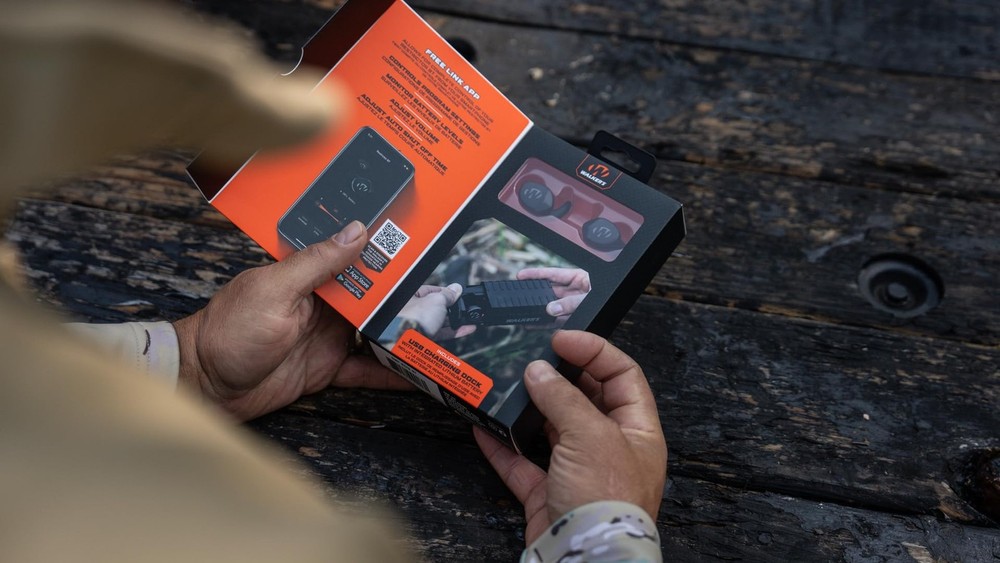 Walker's Restrictor Bluetooth Black