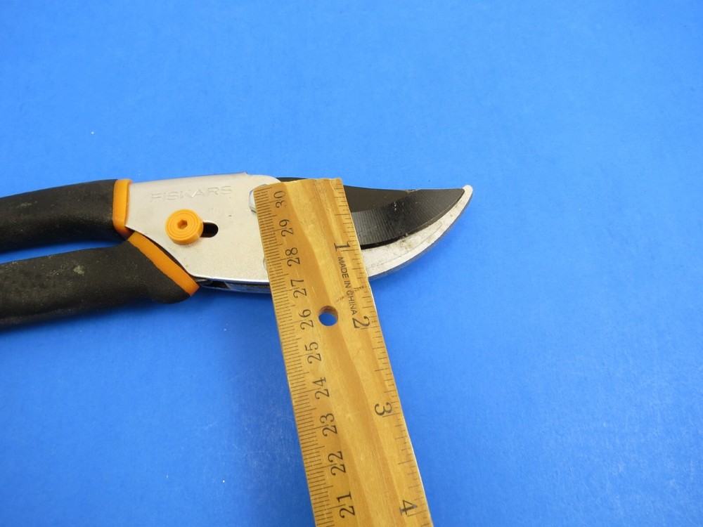 Fiskars 5/8" Pruning Shears