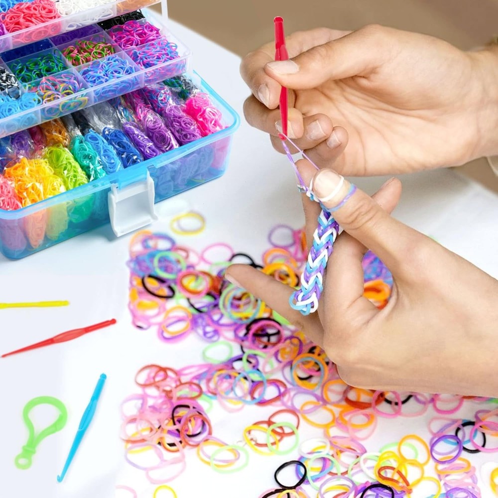 17500+ Rubber Bands Set with Blue Container