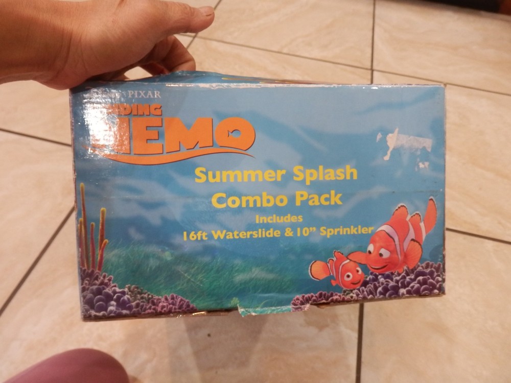 Finding Nemo Disney Pixar 2006 Brand New Summer Splash Combo Pack