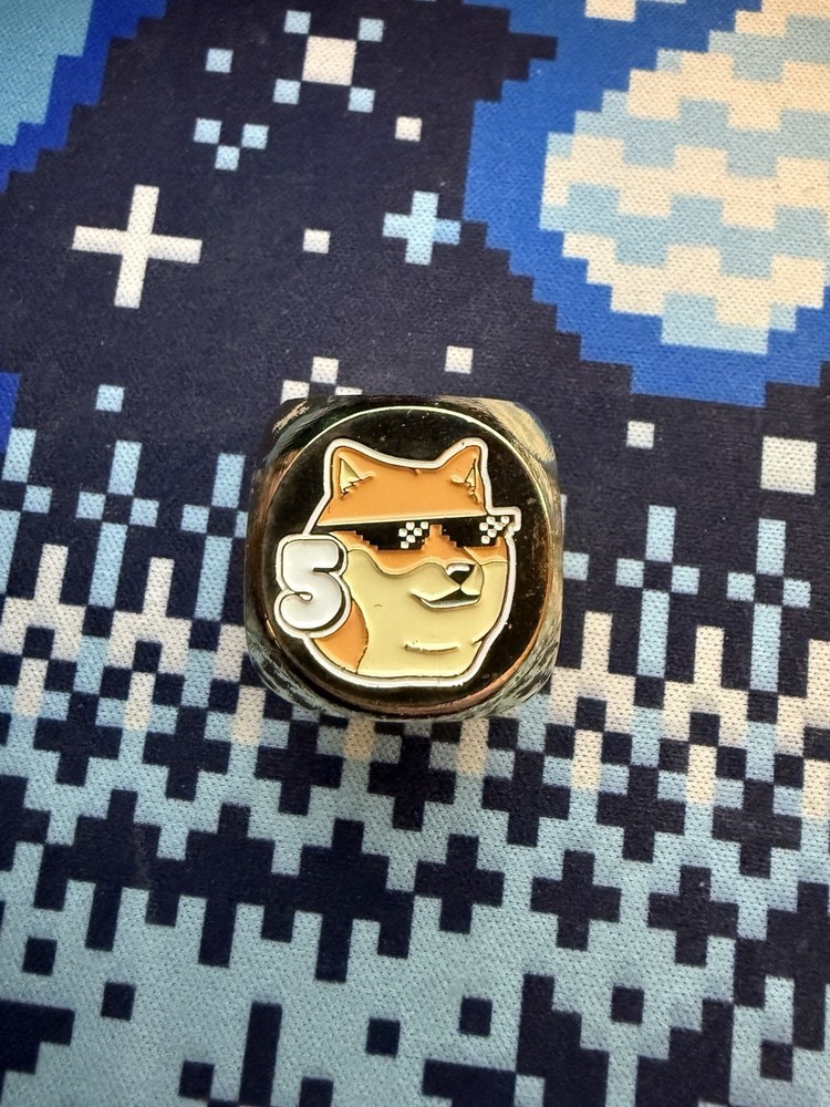 ManaMoon Doge Meme Metal Singular Die x1