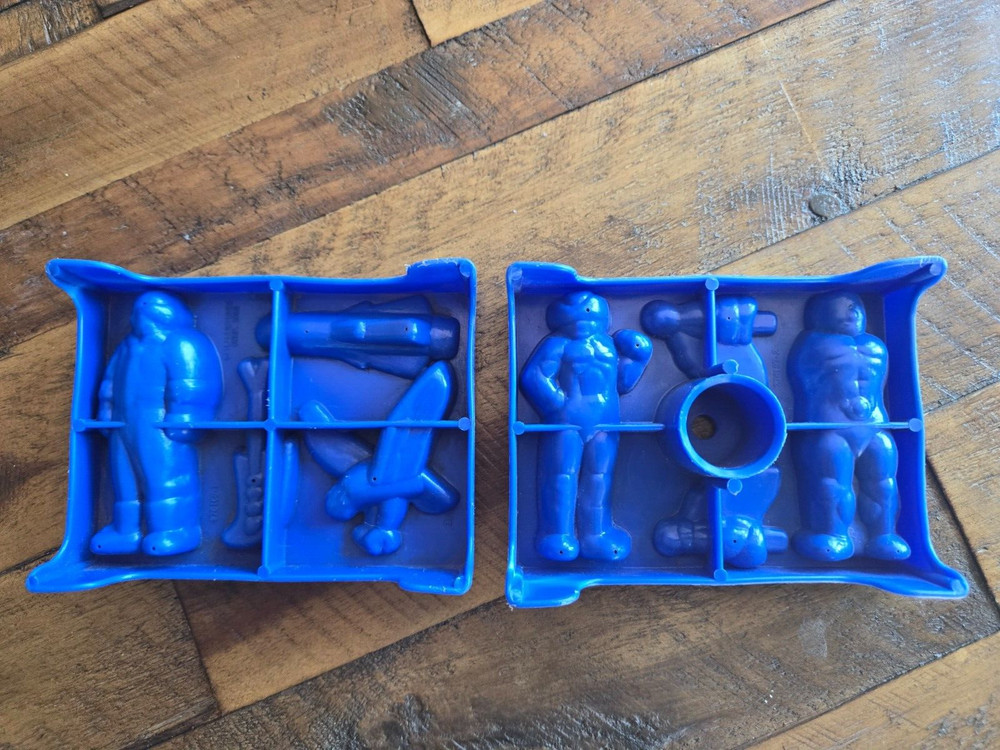 Vintage rare silverhawks play doh set molds