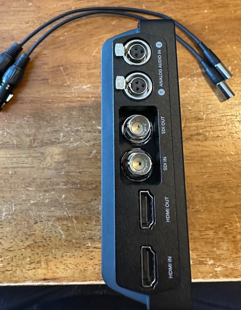Blackmagic Video Assist 3G 7”