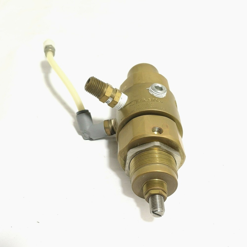 Tescom 44-3411S24 Pressure sensor regulator USED.