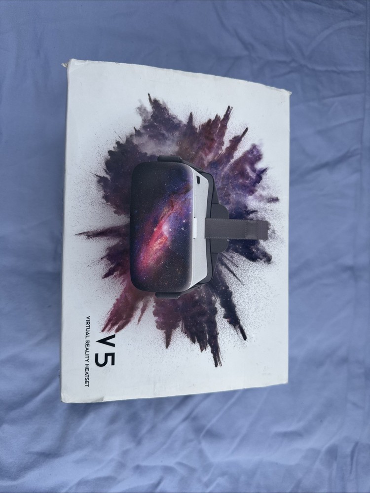 V5 Virtual Reality Headset