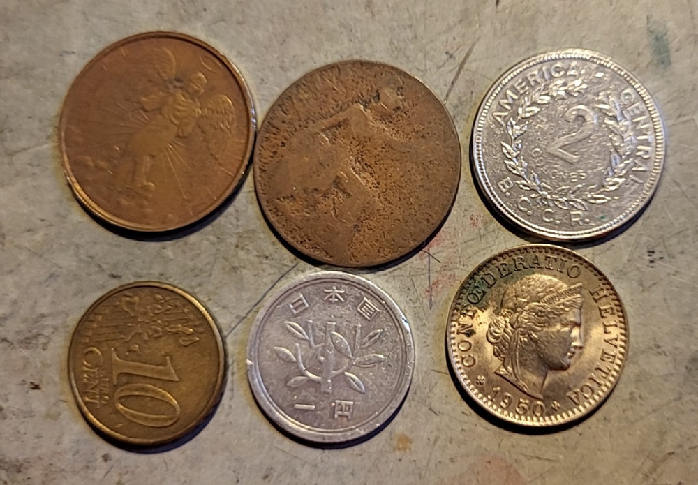 Coins from Various Countries 6pcs j6