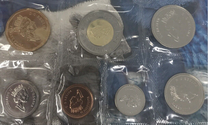 Canada 2000 Uncirculated Royal Canadian Mint Set #0238