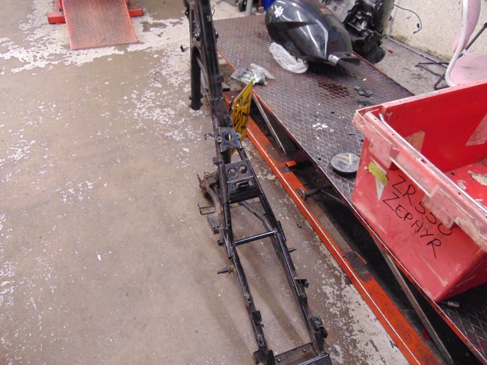 AJS JS125 ECO 2 2013 FRAME AND V5 LOGBOOK