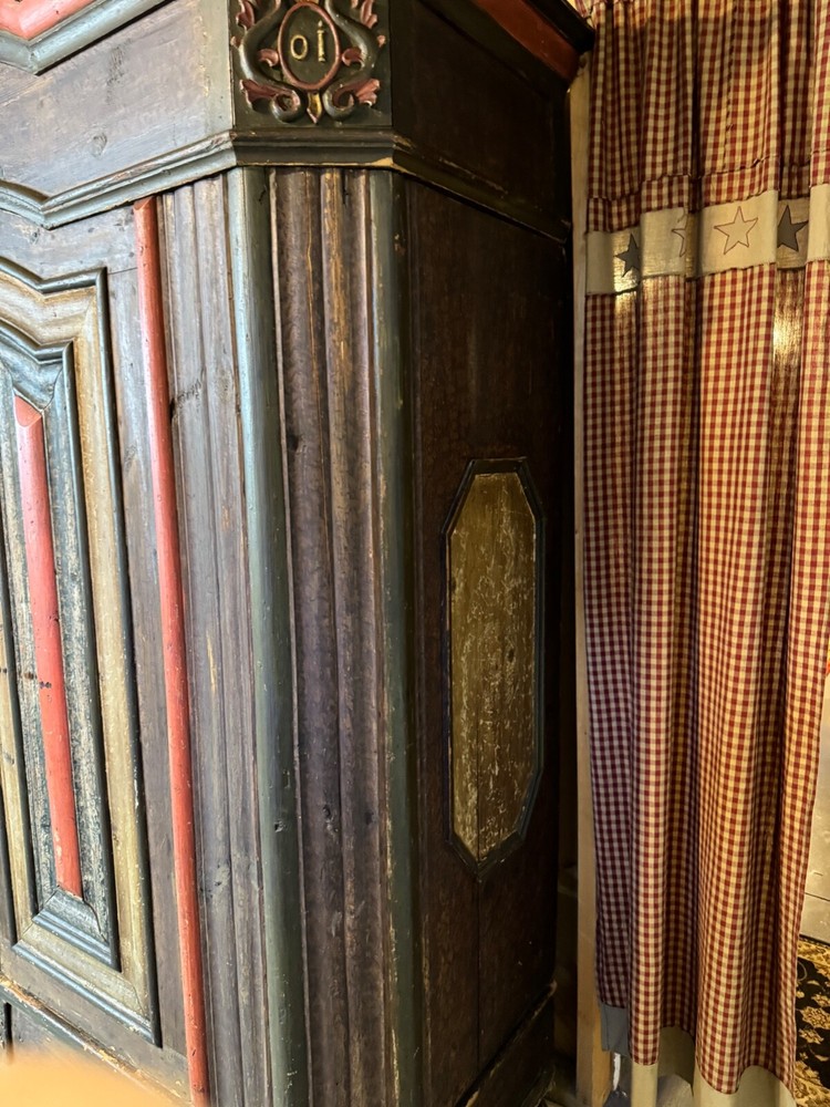 1801 Painted German Schrunk