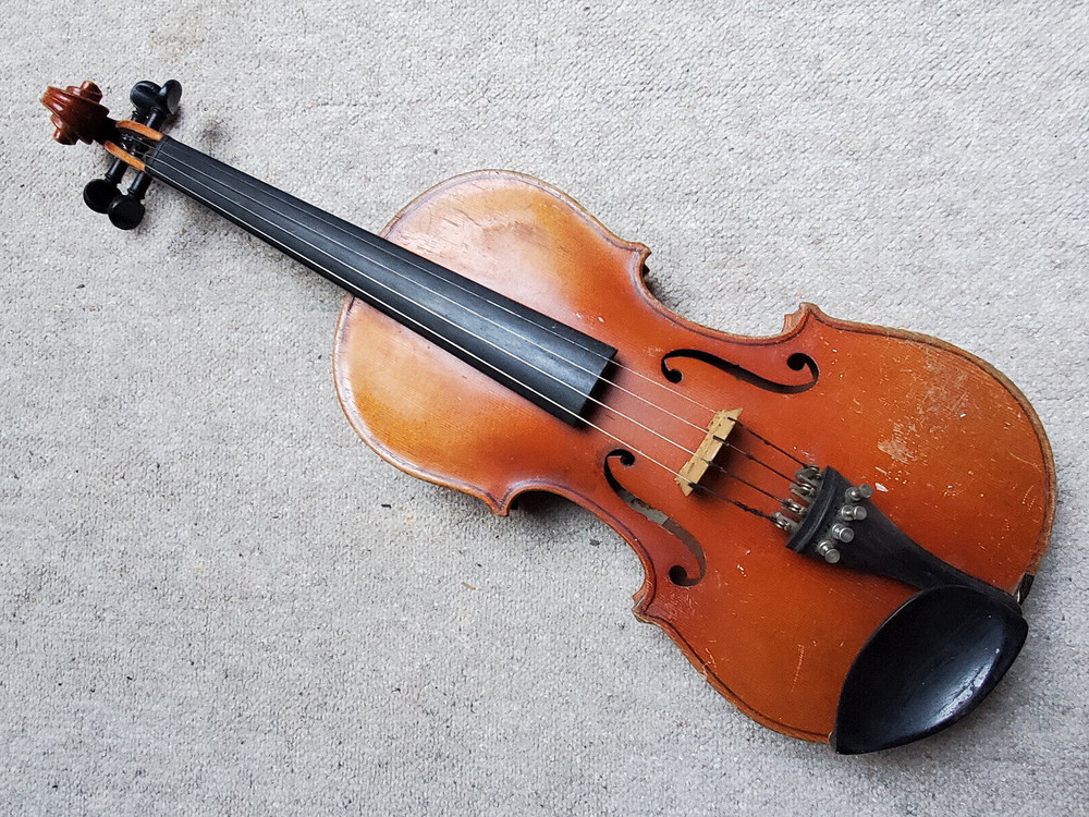 Nice, old &  small 3/4 (?) Violin   violon,