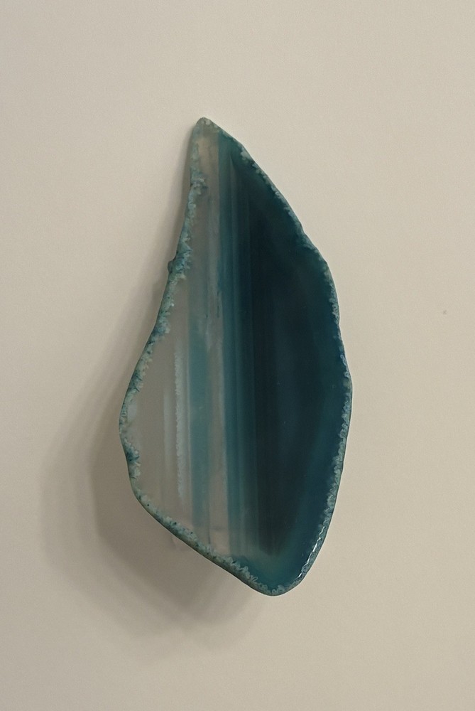 Blue Agate Night Light – Dusk-to Dawn Smart Sensor & Natural Geode Glow