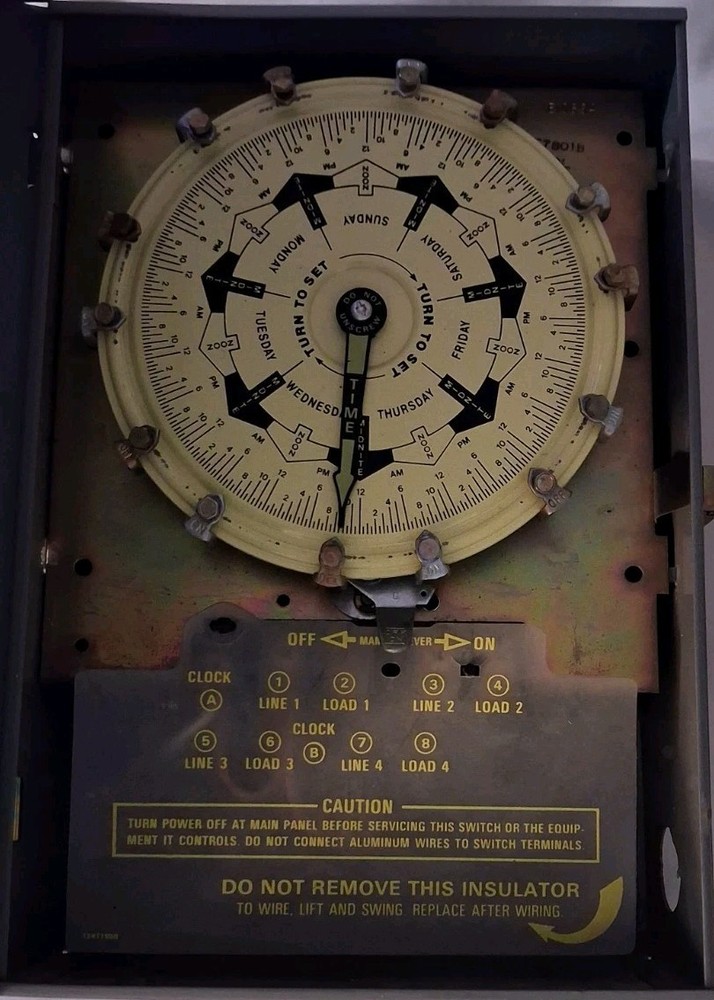 Intermatic T7401B 7-Day Mechanical Time Switch 4-Pole Enclosure