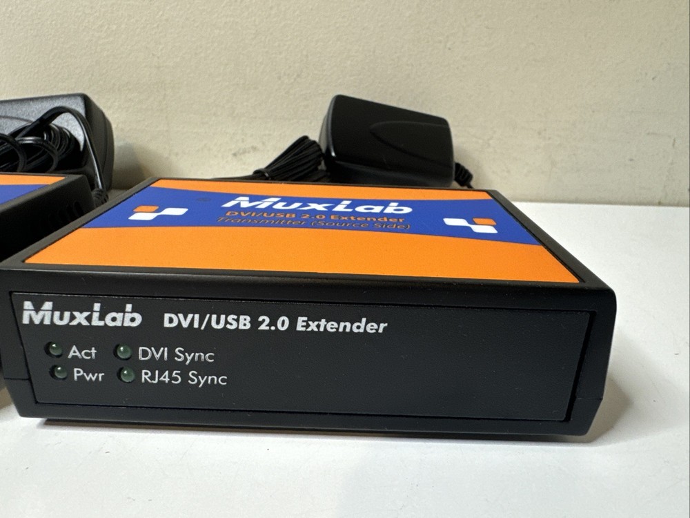 Muxlab 500391 DVI / USB2.0 HDBaseT Extender Kit (Source & Display)