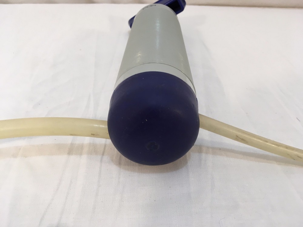 PUR Liquid Manual Hand Gray Blue Siphon System