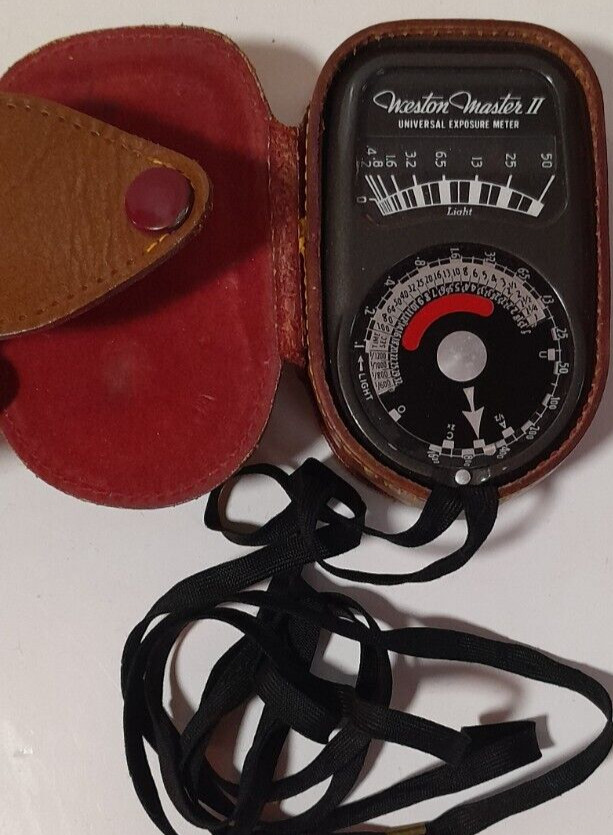 Weston Master II Universal Exposure Meter Model 735 w/ Original Leather Case